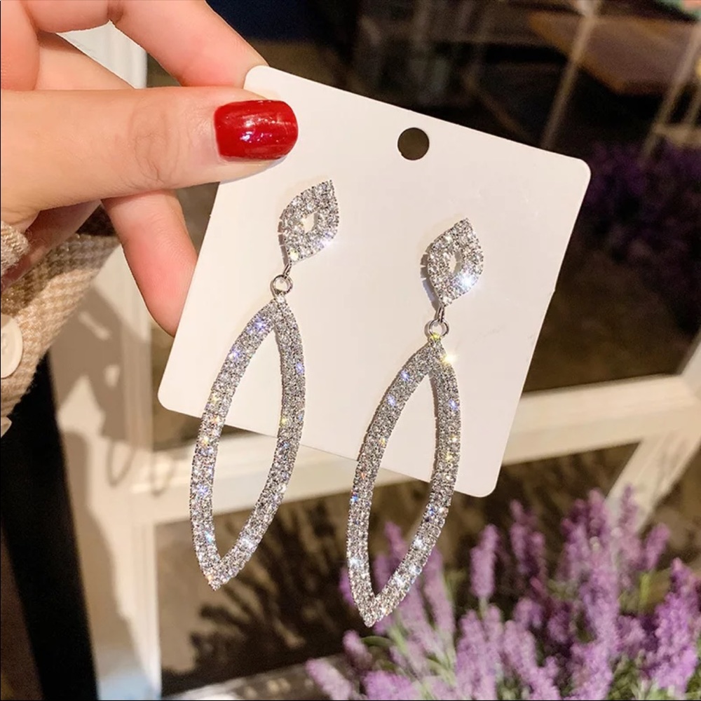 New fashion rhinestone classic earrings - Picture 2 of 2